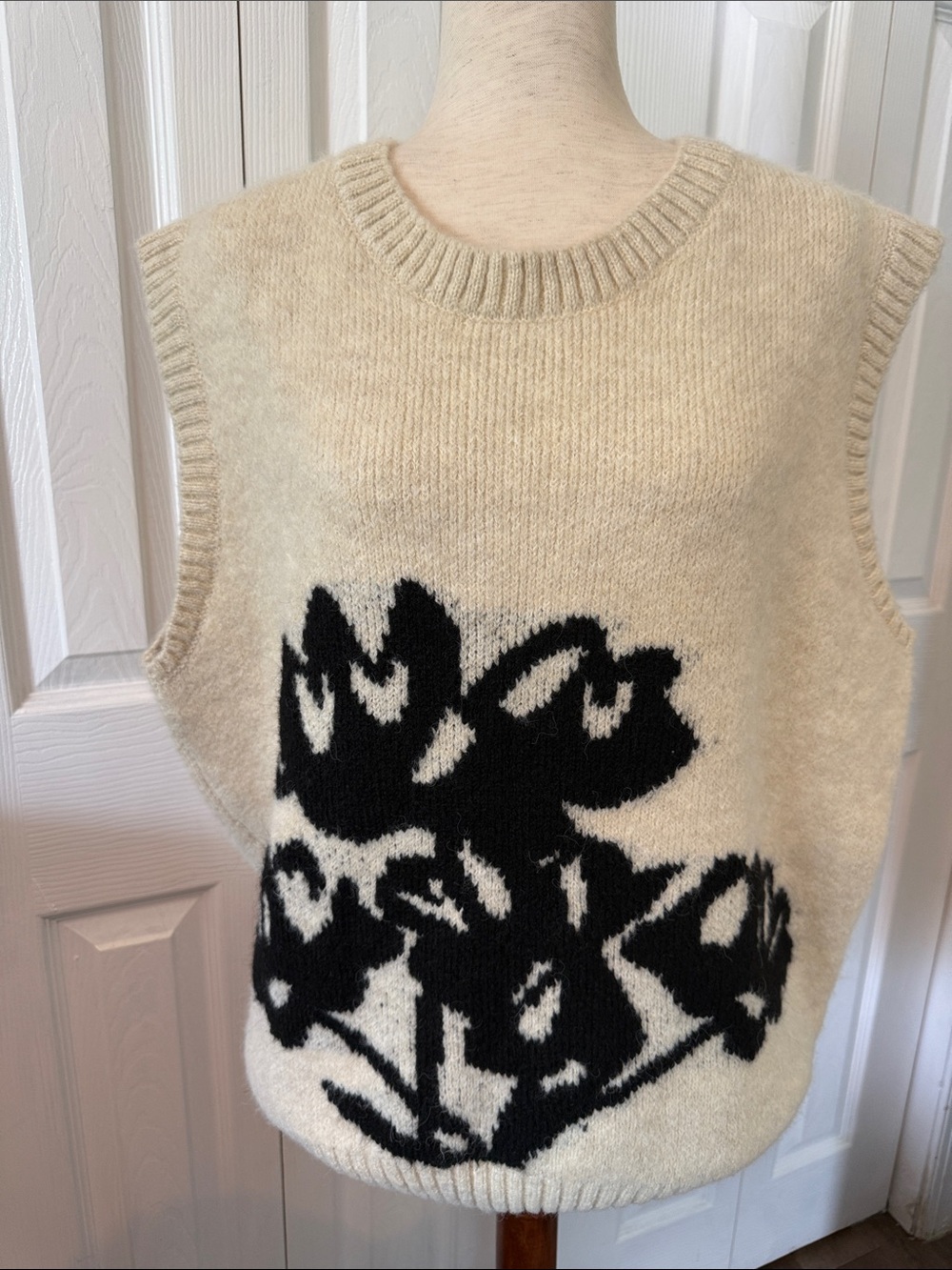 Maeve Anthropologie Cream Knit Floral Sleeveless Sweater Vest Sz XL - Picture 4 of 12